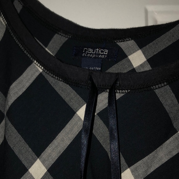 Nautica B/W plaid nightgown w/ optional belt Med - Picture 3 of 4
